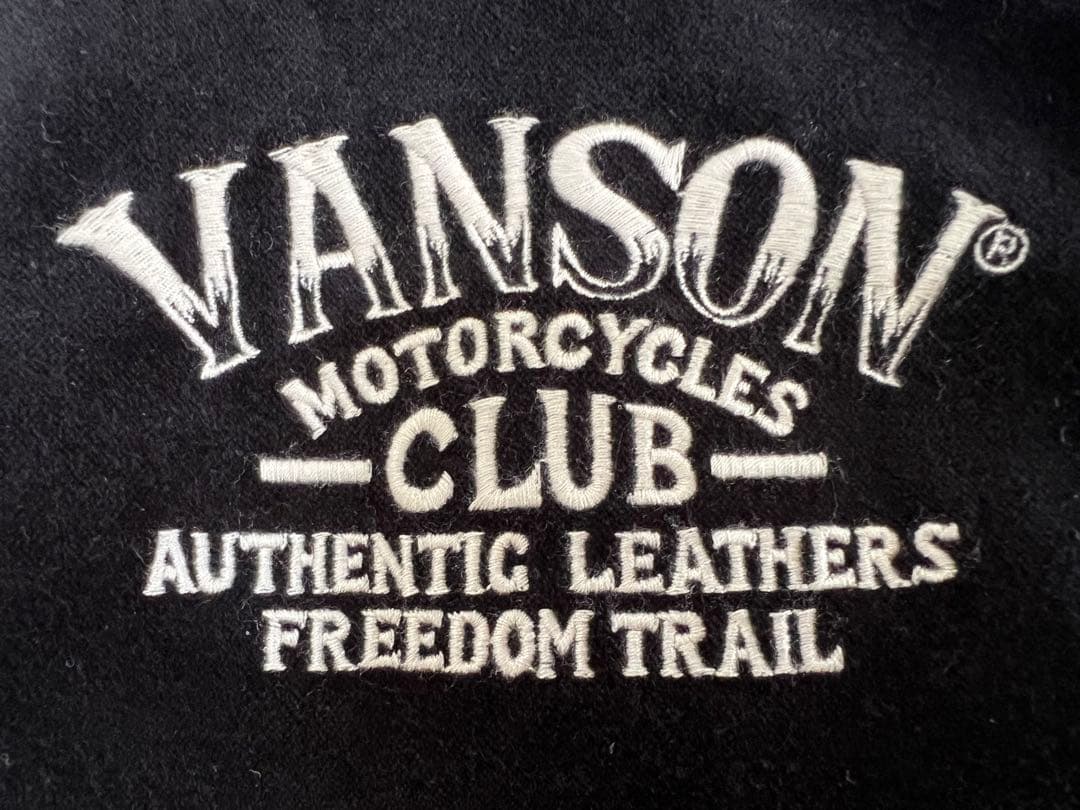 XL VANSON×LOONEY TUNES スカジャン トゥイティー マービン