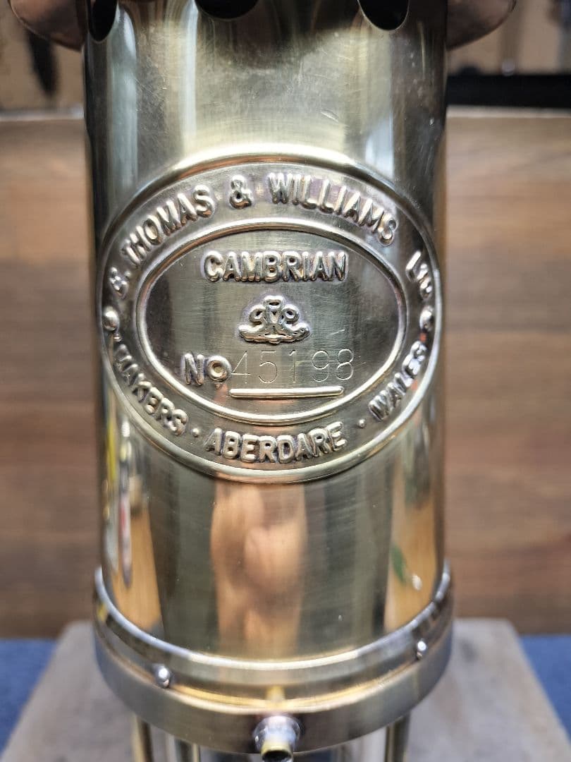 THOMAS & WILLIAMS CAMBRIAN ランタン