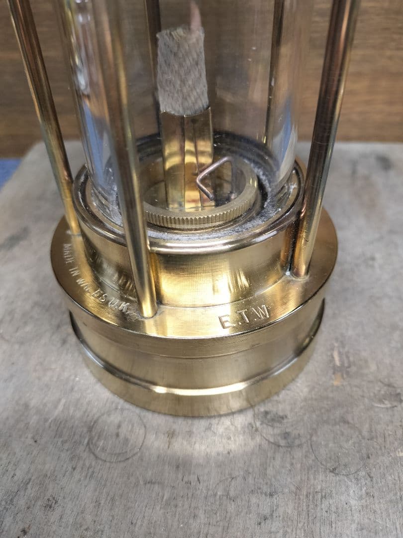 THOMAS & WILLIAMS CAMBRIAN ランタン