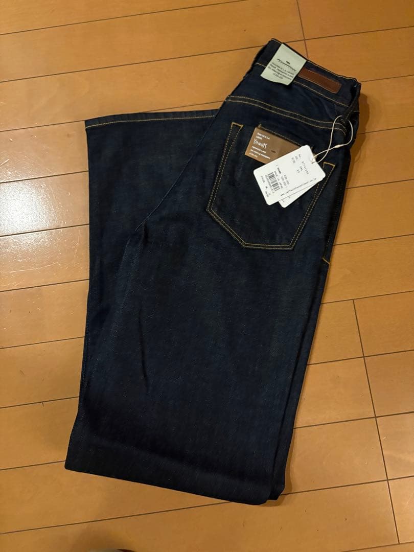 新品　YANUK ボーイズストレート LEA デニム パンツ　23