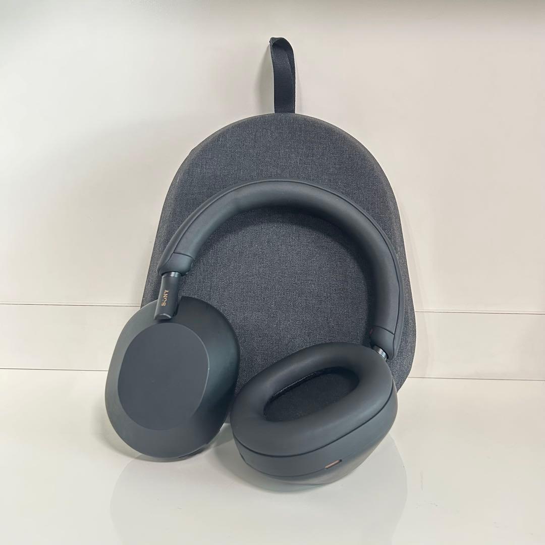 SONY WH-1000XM5 ワイヤレスヘッドホン ブラック【ケース付き】