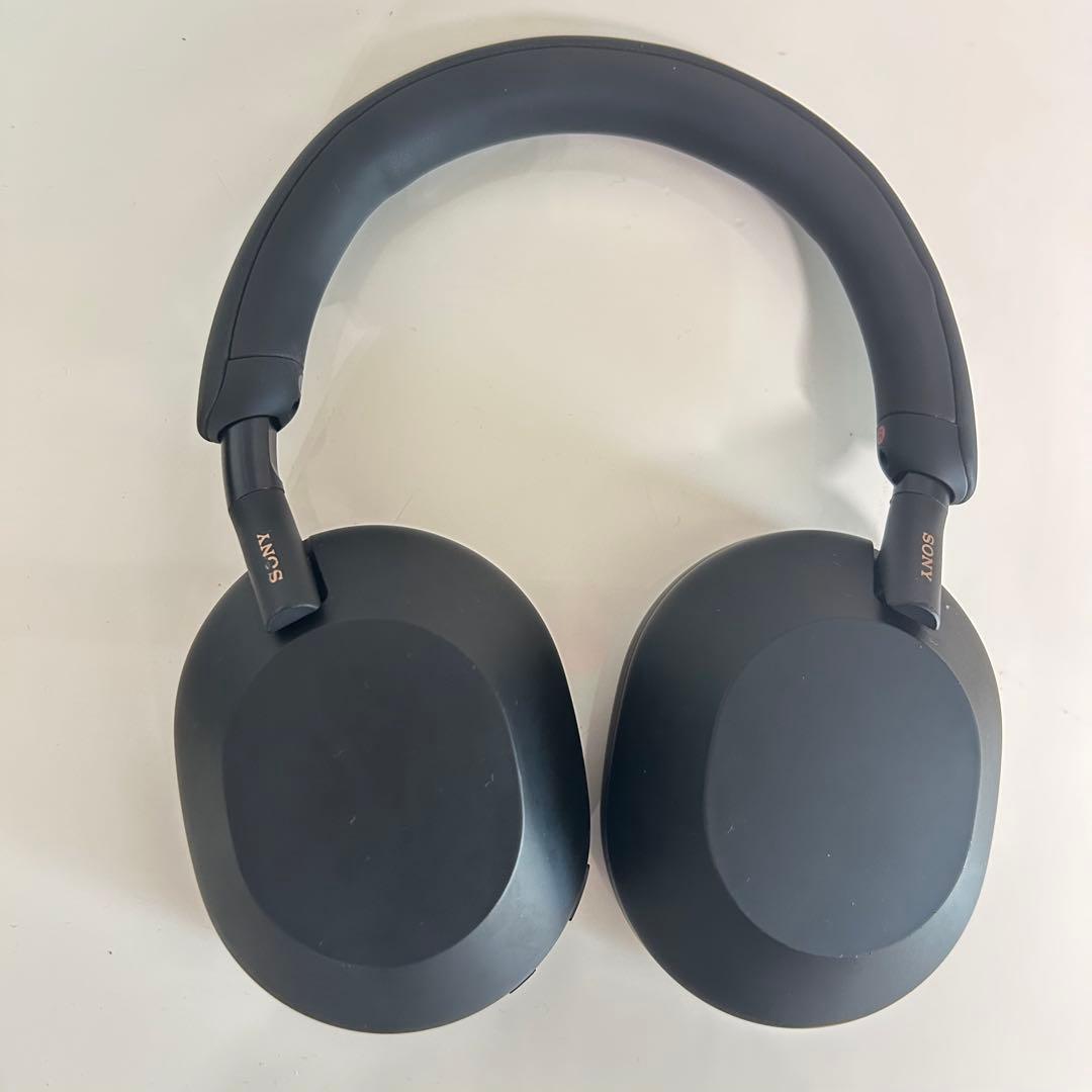 SONY WH-1000XM5 ワイヤレスヘッドホン ブラック【ケース付き】