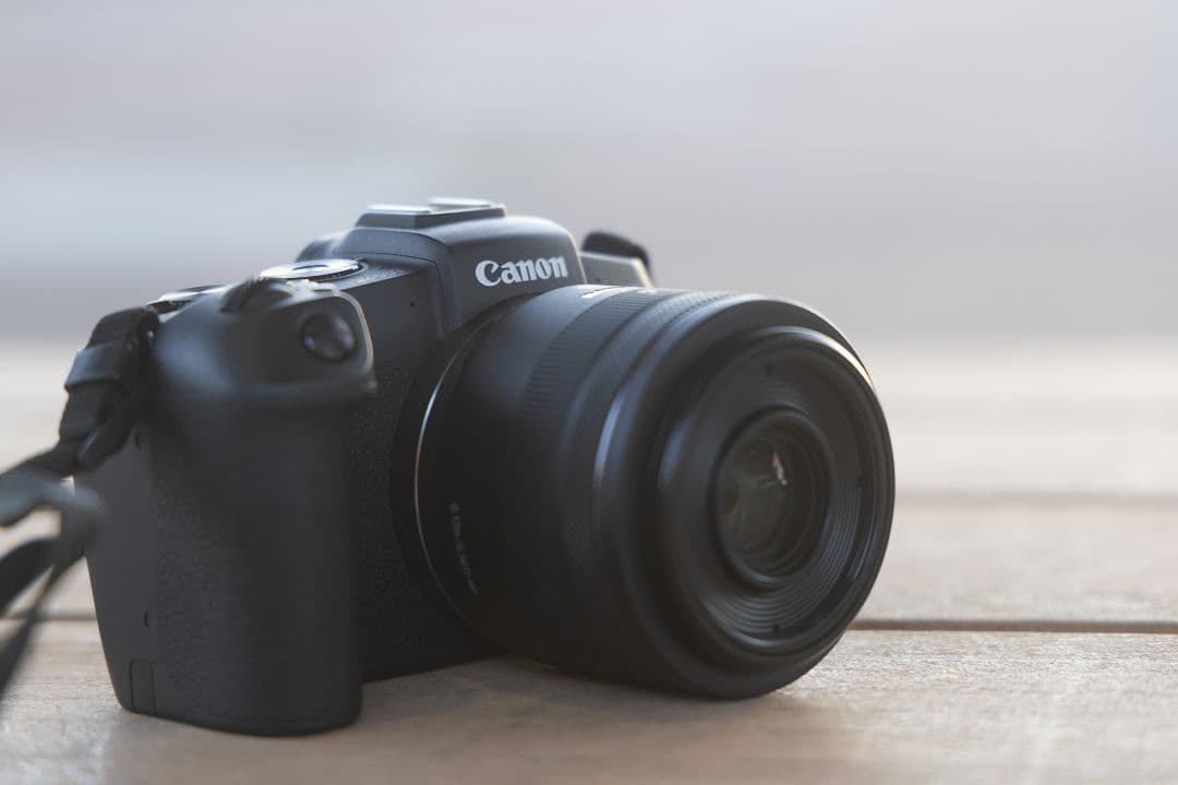 Canon EOS RP RF35mm F1.8 マクロ　STM レンズキット