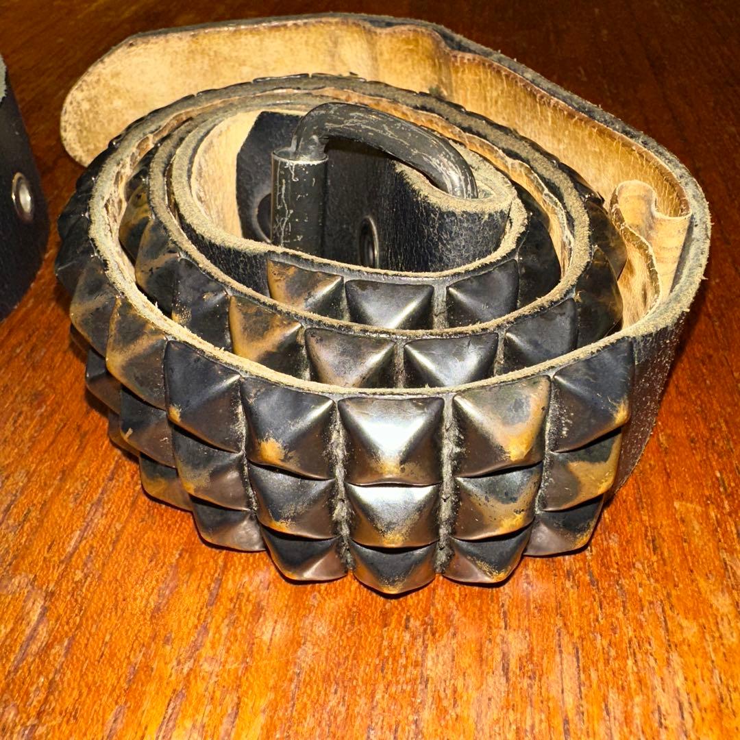 wendy's ベルト　英国製　Sサイズ　パンク　2連ピラミッド