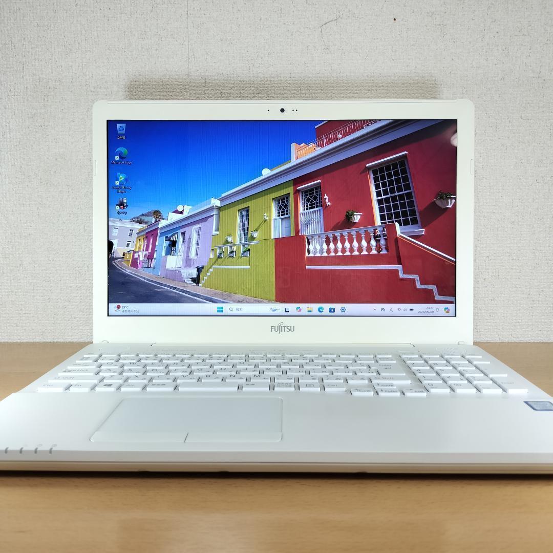 ノートPC Windows11 i7 SSD メモリ16GB 富士通 テンキー