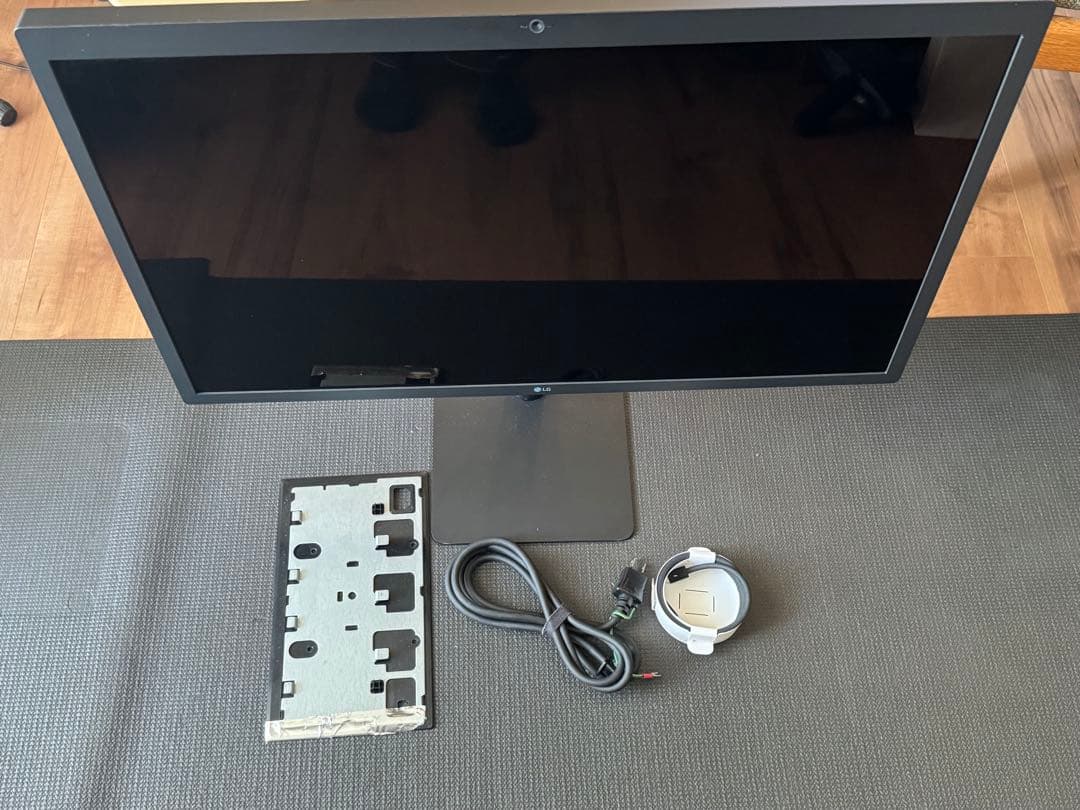 値下げ：LG UltraFine 5K Display 27MD5KA-B