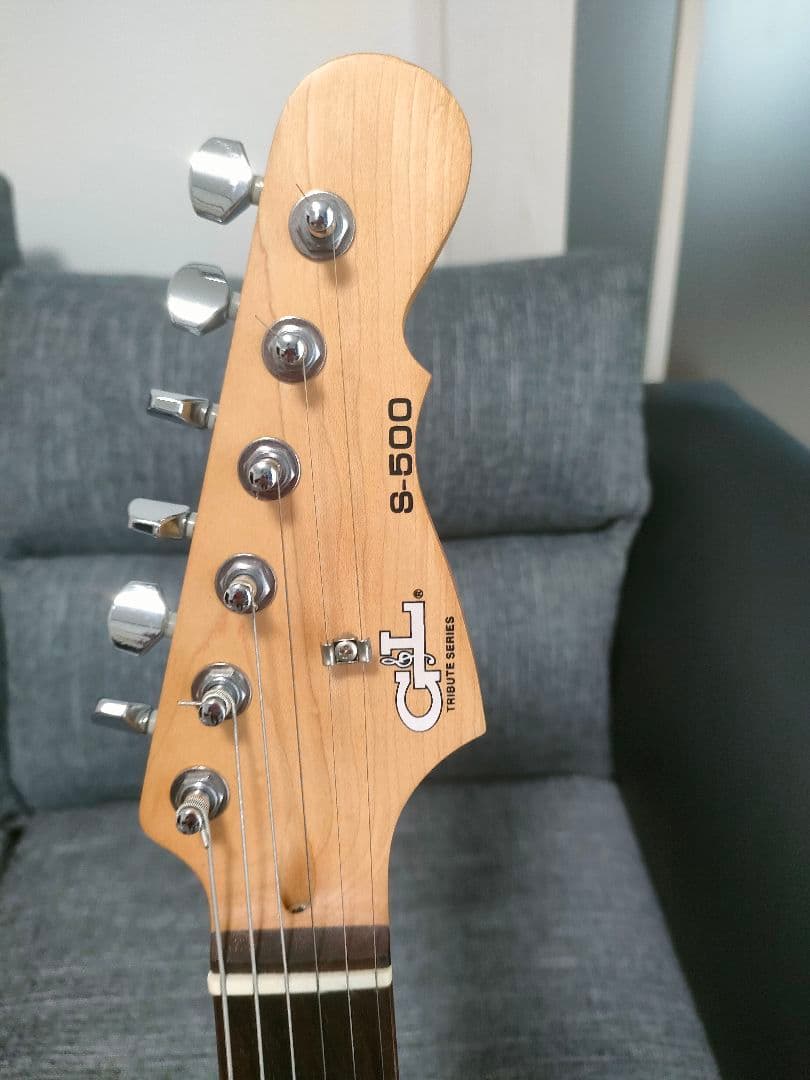 G&L　Tribute　S-500 極美品です