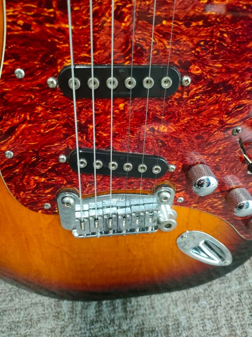 G&L　Tribute　S-500 極美品です