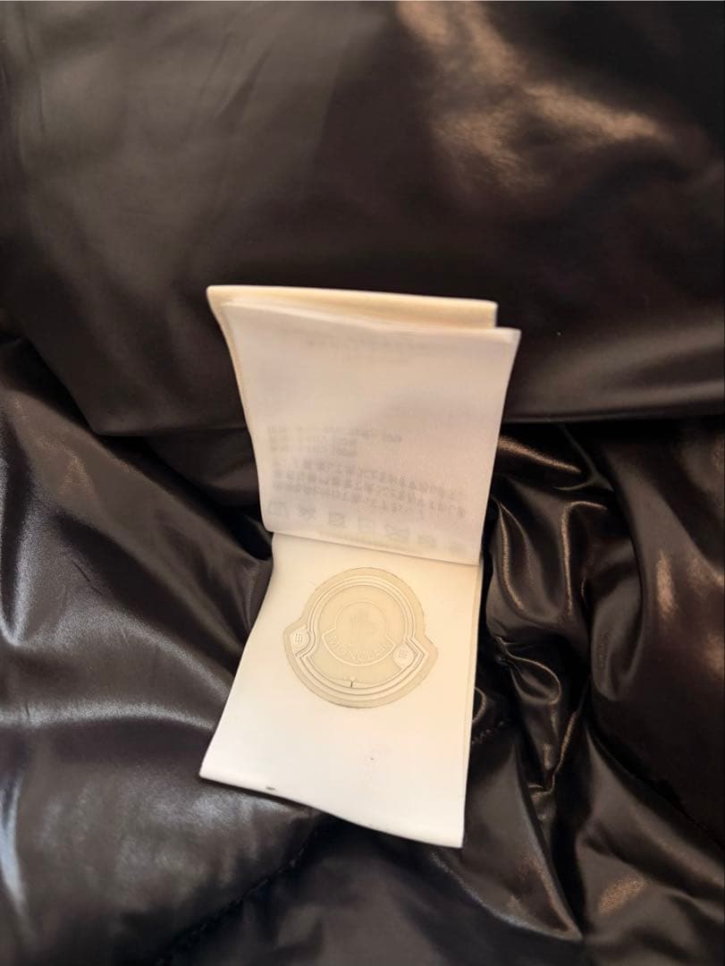 Moncler ブラック ダウンジャケット サイズ1