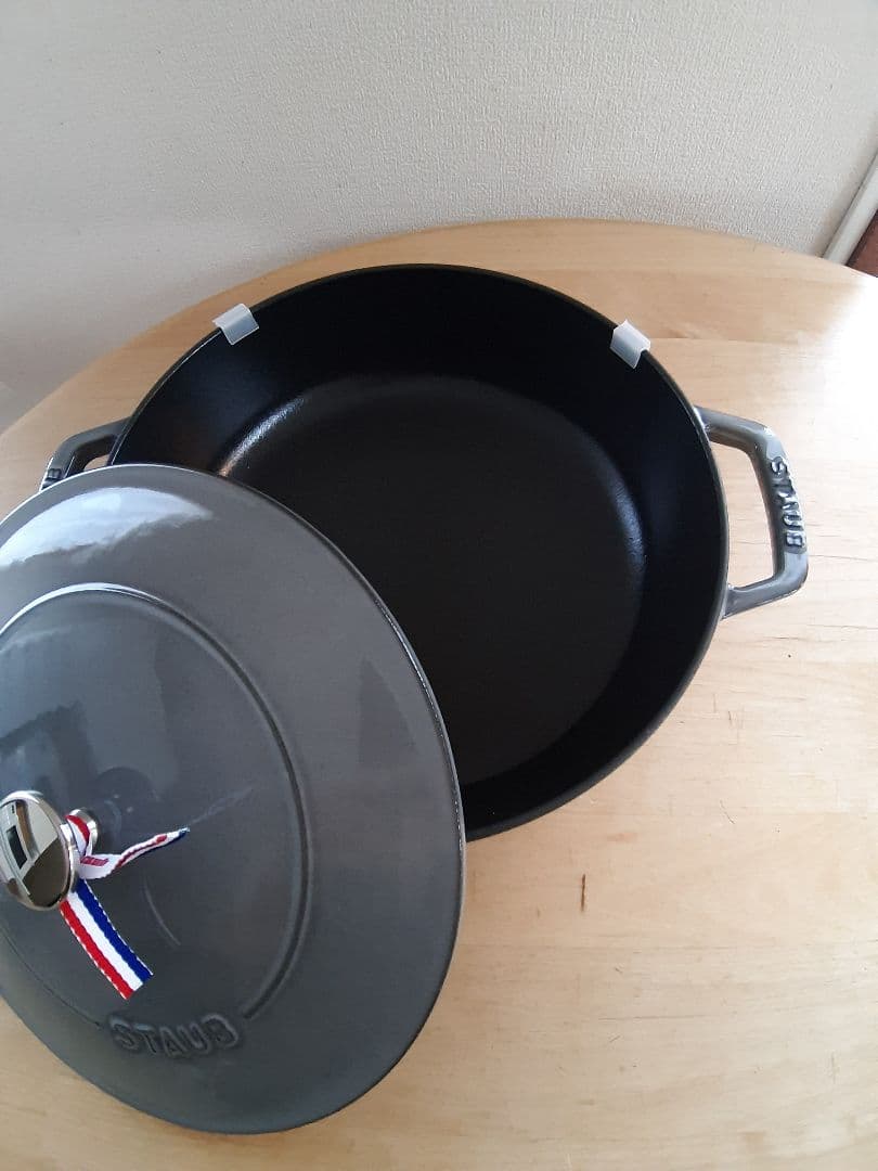 STAUB ストウブ　ブレイザー・ソテーパン　グレー 24cm