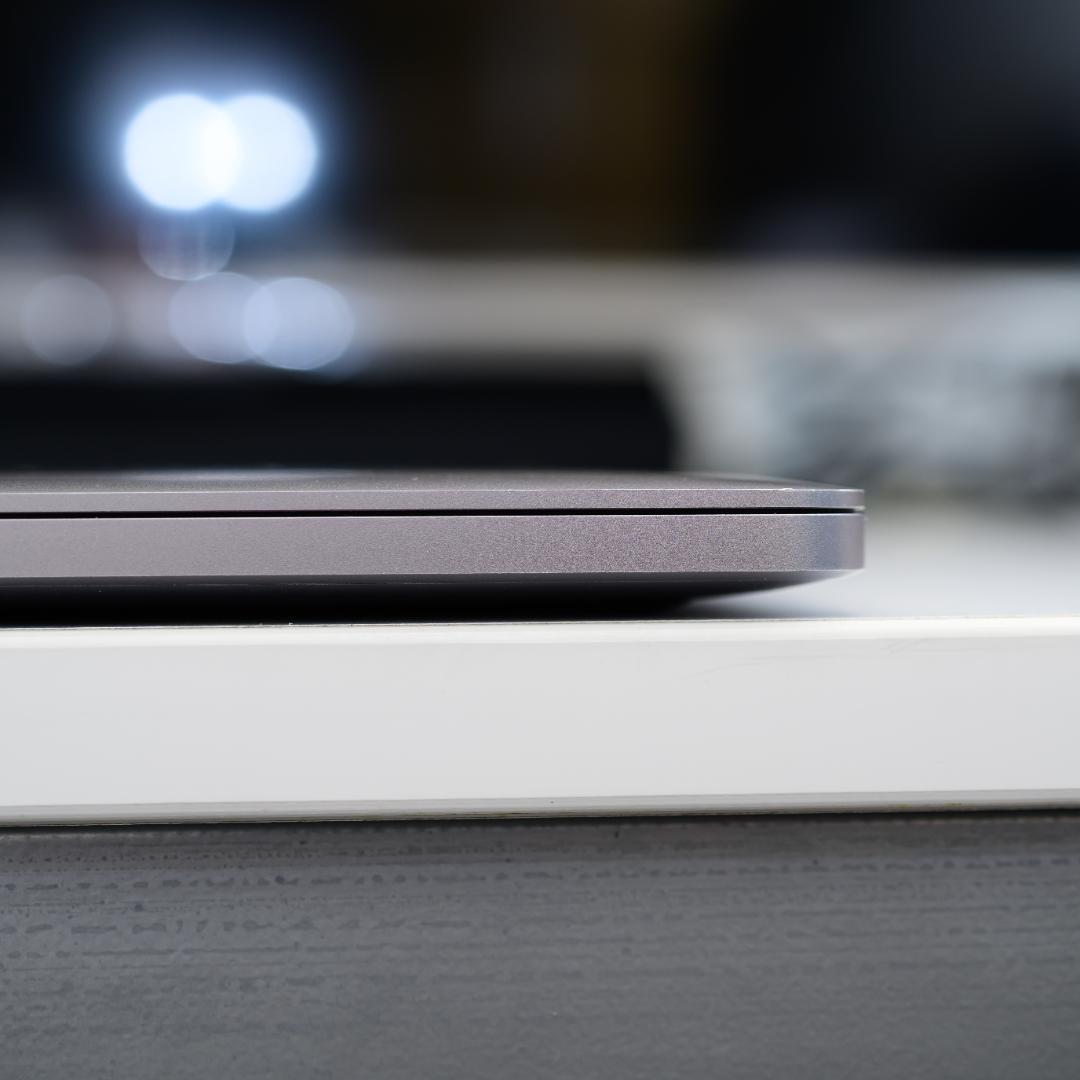 MacBook本体 MacBook Pro 13 2017 Intel i5 8GB/128GB