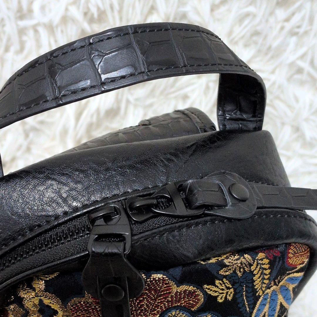 絡繰魂 抜刀娘 型押し ショルダーバッグ 刺繍 ブラック