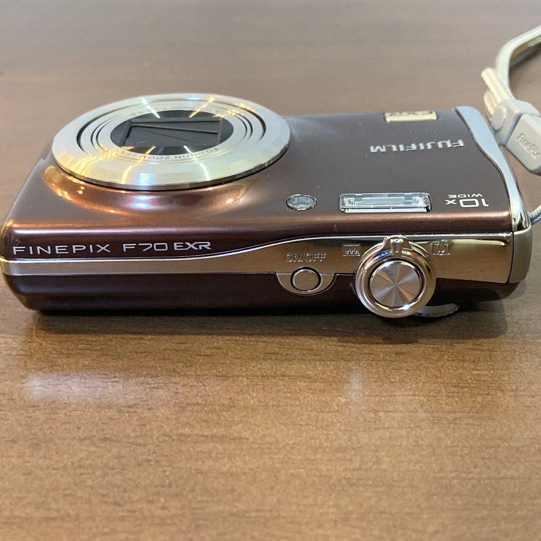 FUJIFILM FINEPIX F70EXR 富士フイルム デジタルカメラ