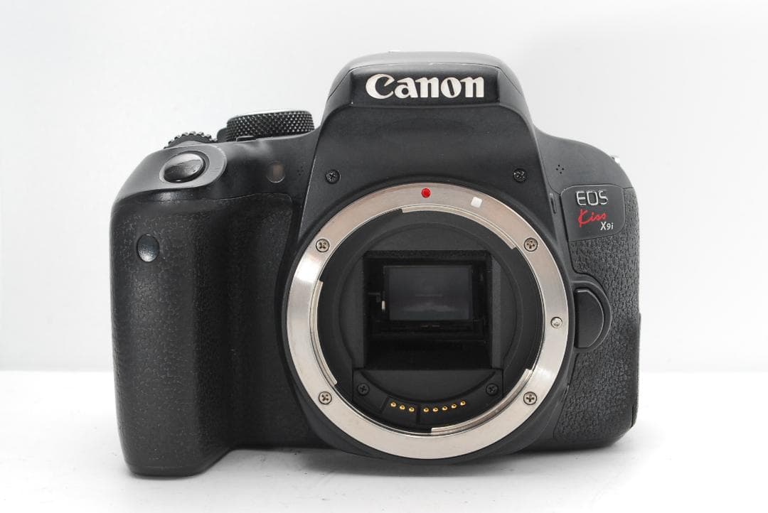 Canon Kiss X9i　WiFI搭載　タッチパネル　動画自撮りOK