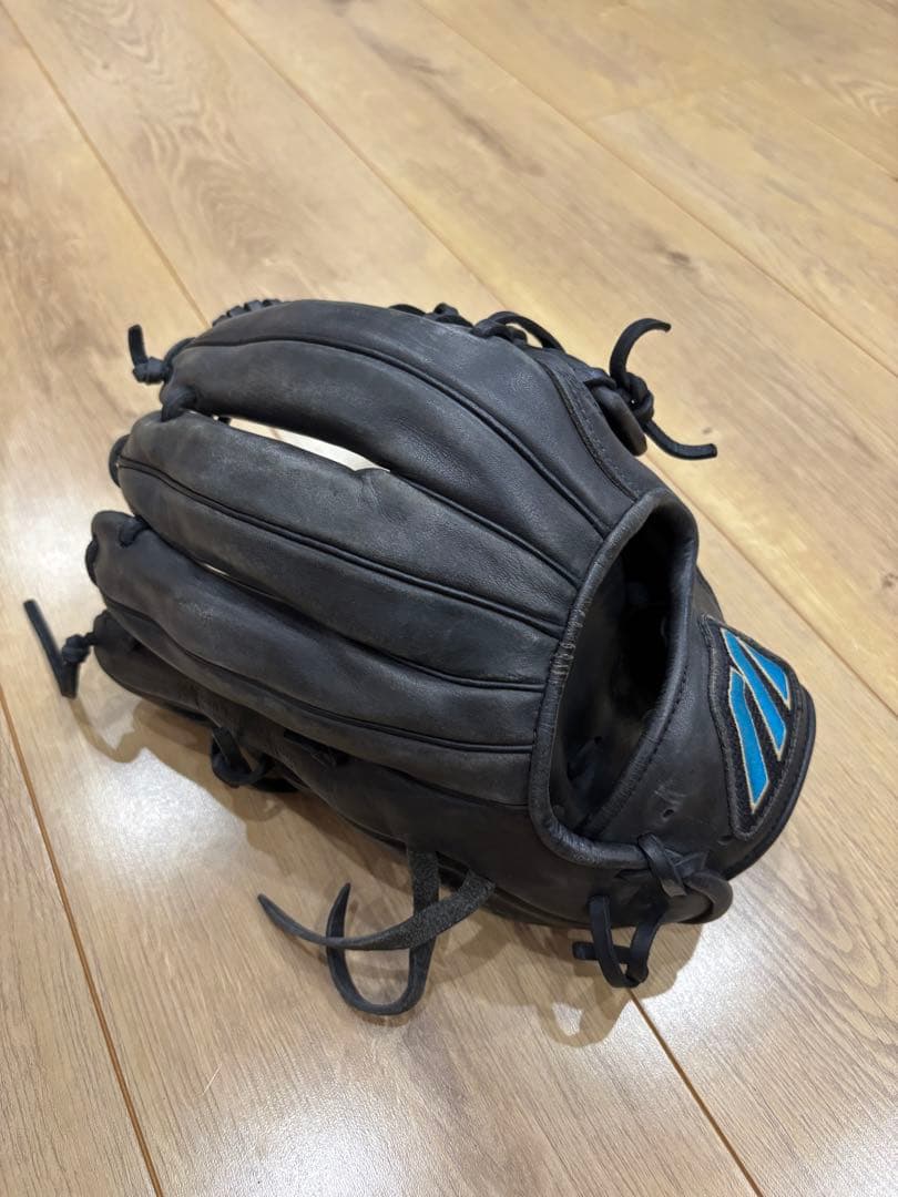 ミズノ少年軟式用グローブ！イチローモデル！