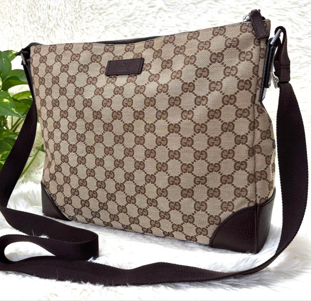 ね*迎様 【極美品】グッチ ショルダーバッグ GGスプリーム 斜め掛け A4 ロ