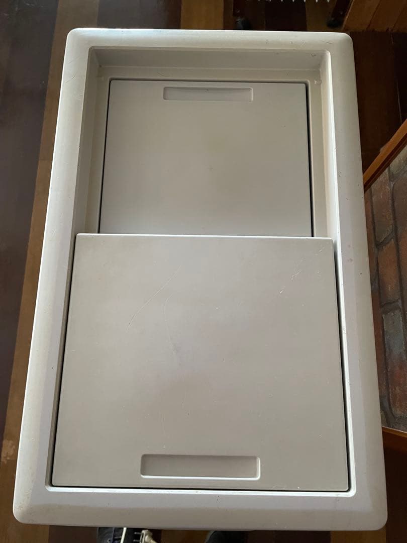 業務用　雪印アイスクリーム 冷凍庫　SCR_42G 小型冷凍ストッカー　レトロ