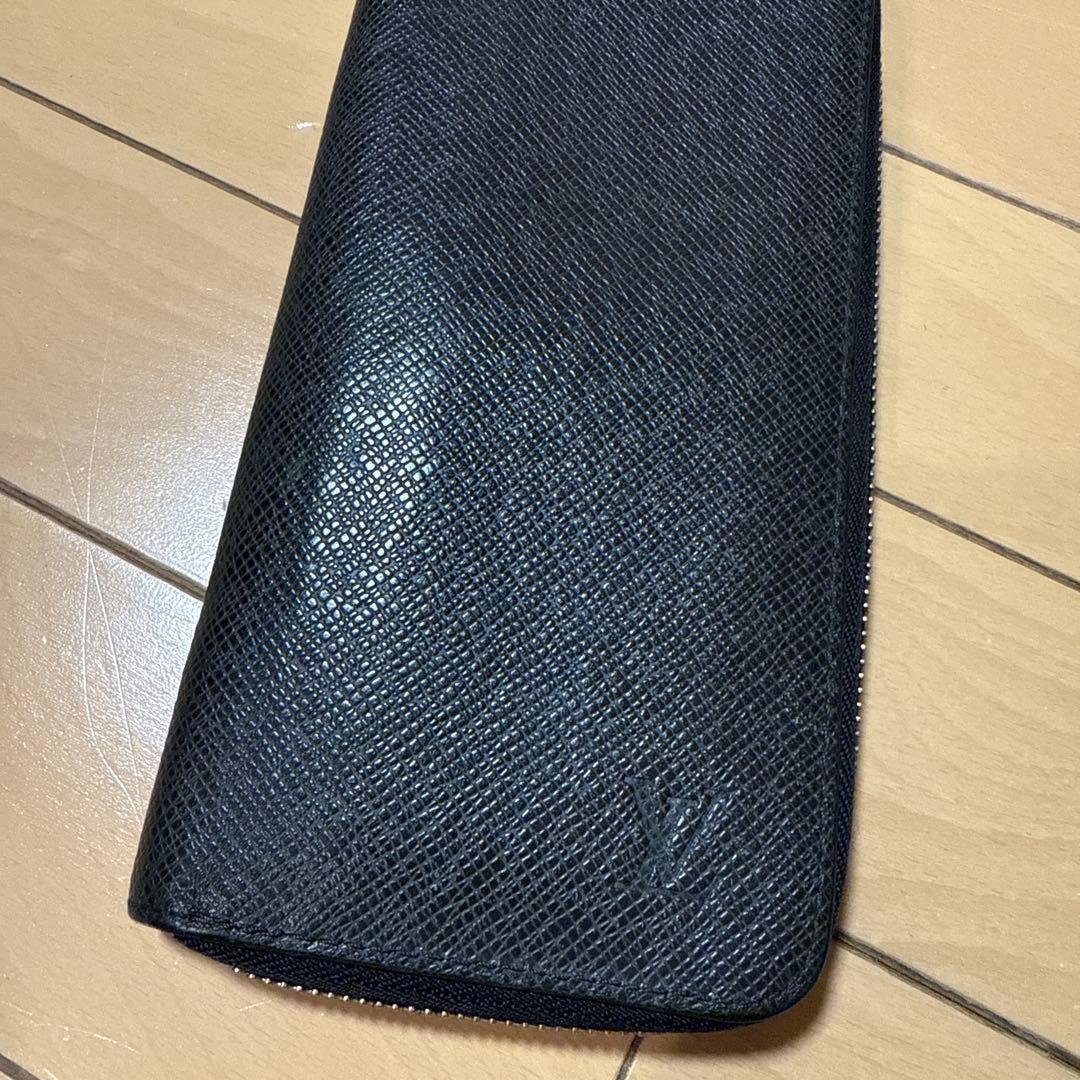 ルイヴィトン　タイガ　ジッピーウォレット・ヴェルティカル　長財布