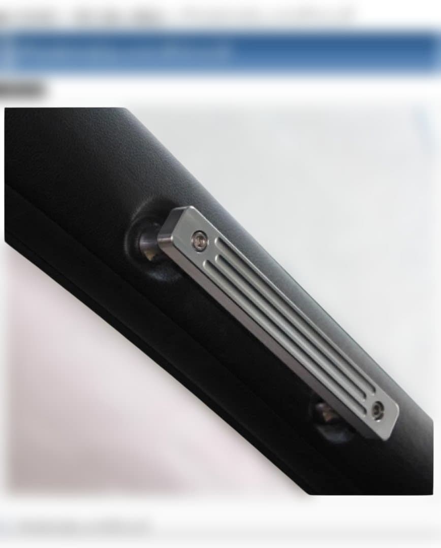 ２００系　ハイエース　ビレット　アシストグリップ　未開封　左右１セット