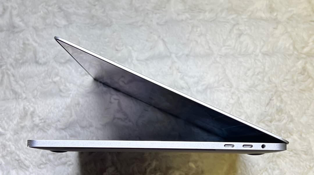 MacBook本体 MacBook Pro 13-inch i7 16GB 2TB Windows