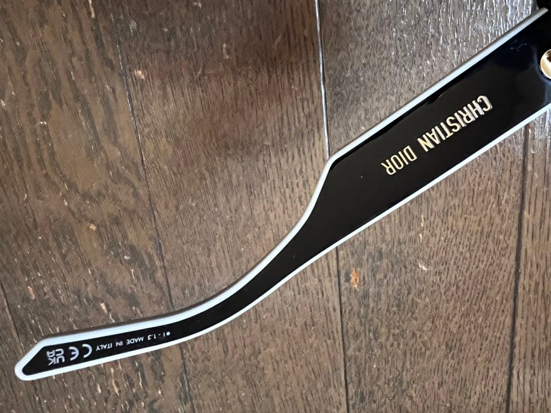 新品未使用　Christian Dior サングラス ケース付き