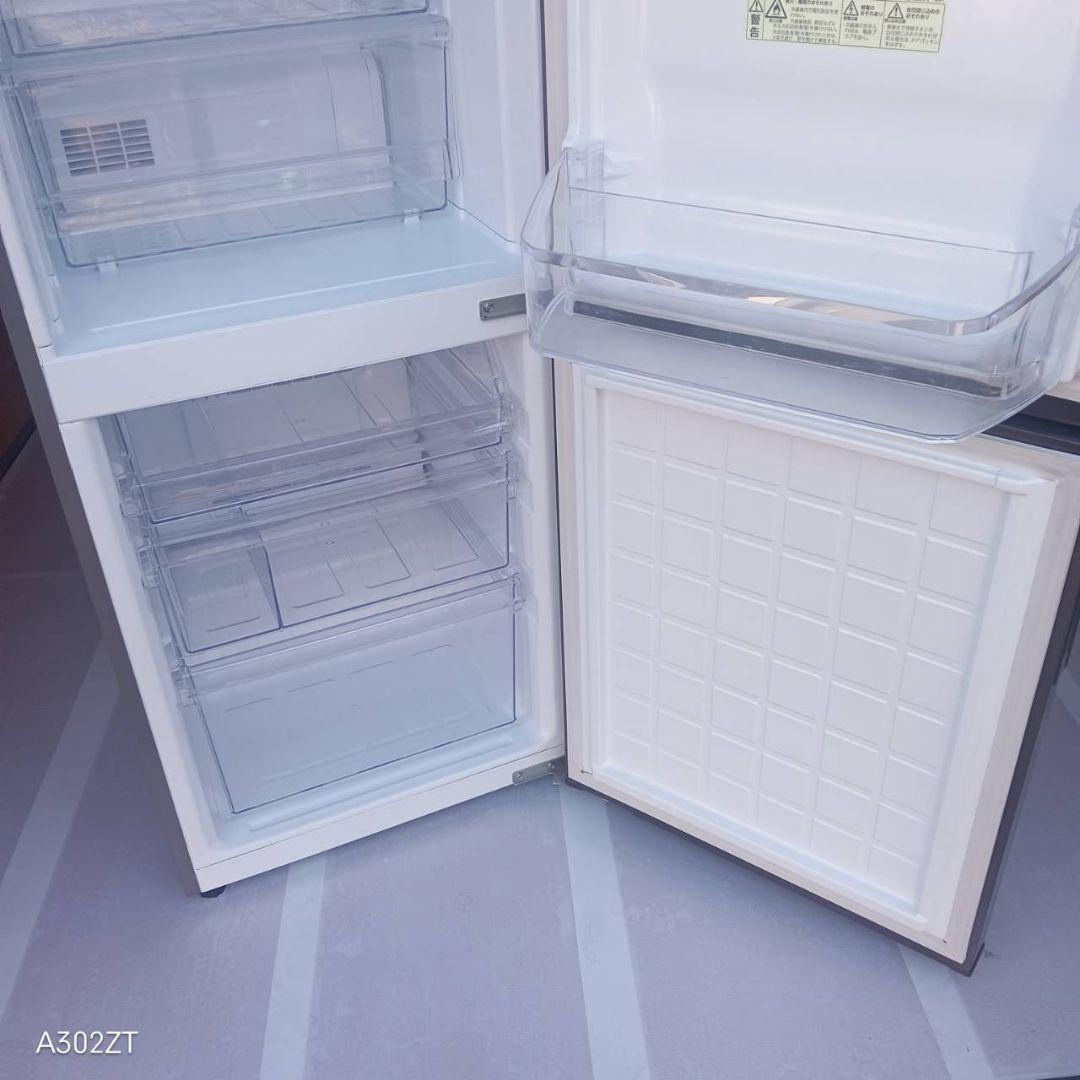 C059送料設置無料　SHARP　人気モデル 大型冷蔵庫　271L