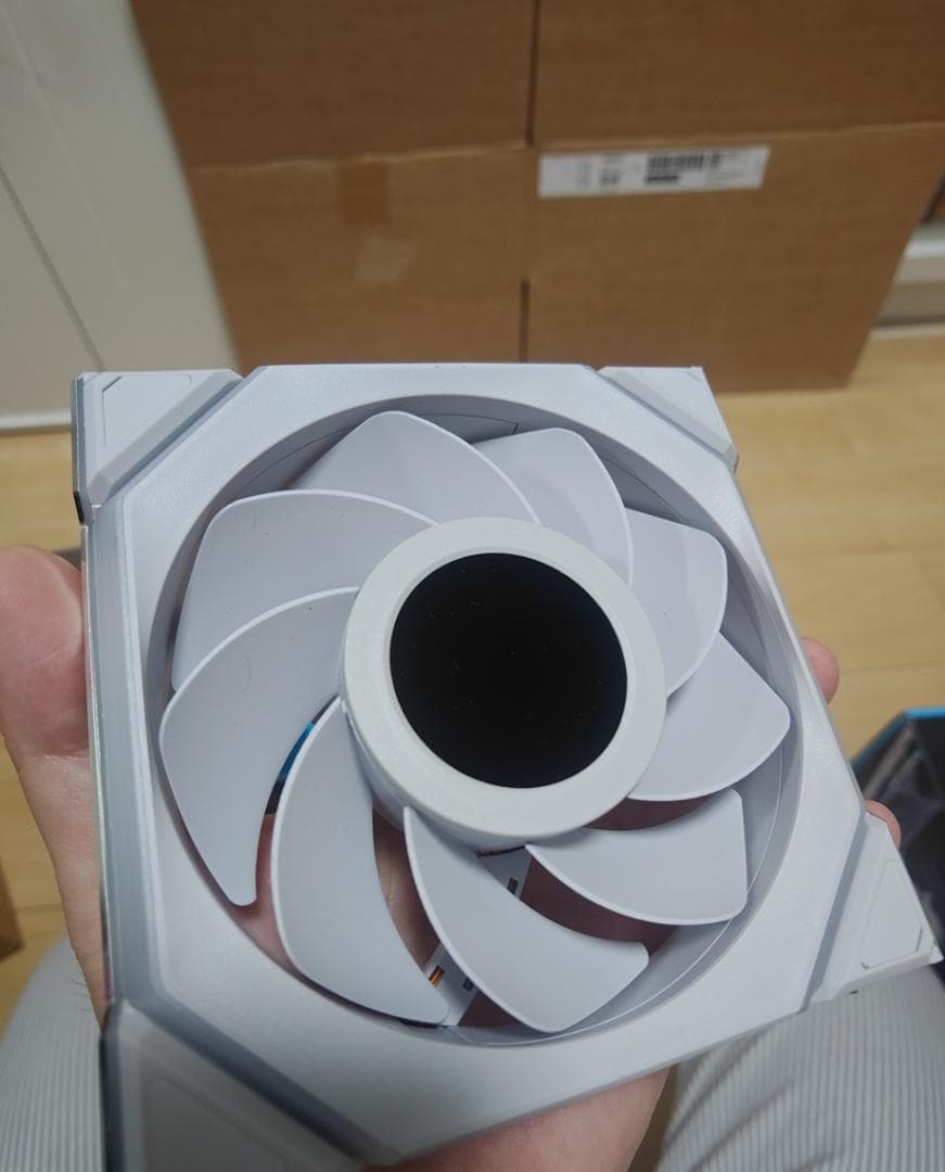 つくね餅様用　LianLi 120mm FAN WIRELESS リバースモデル