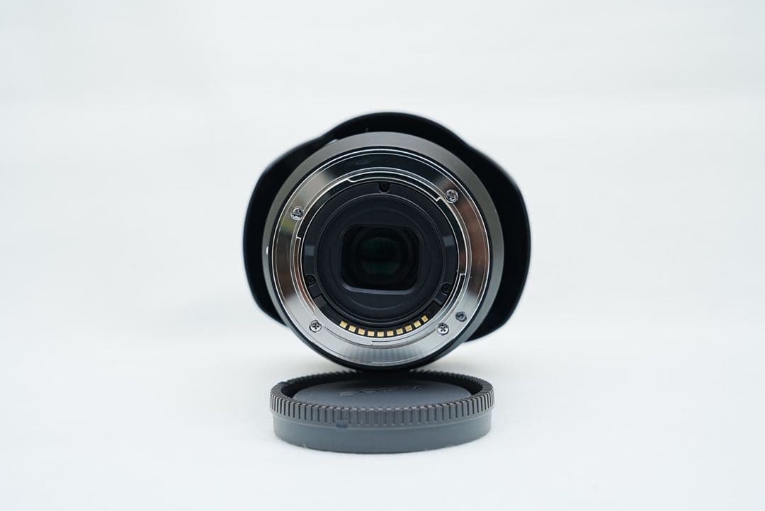 SONY E PZ 18-105mm F4 G OSS 新品フード付き
