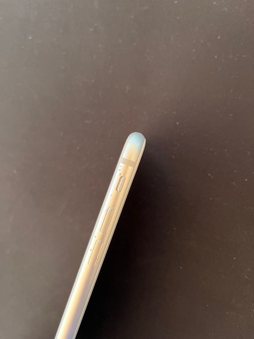 Apple iPhone 8 シルバー 本体 64GB