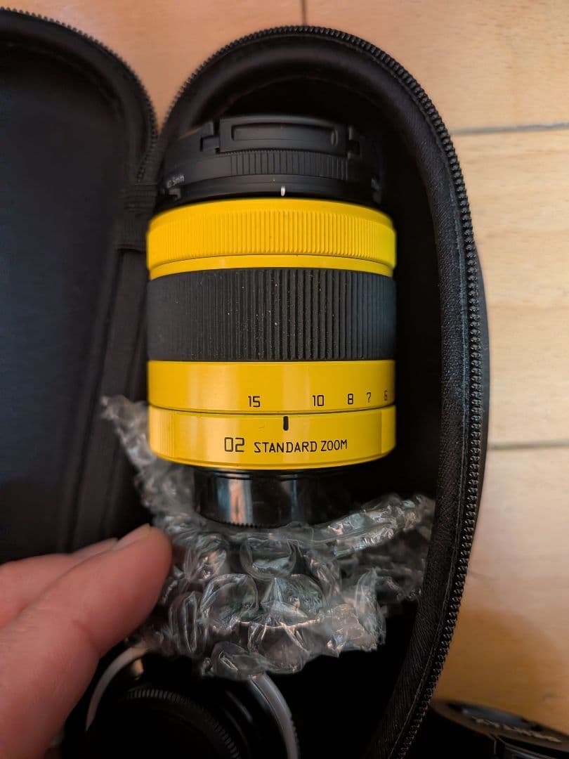 pentax q7 ダブルズームキットと単焦点01レンズ、フードカバー他