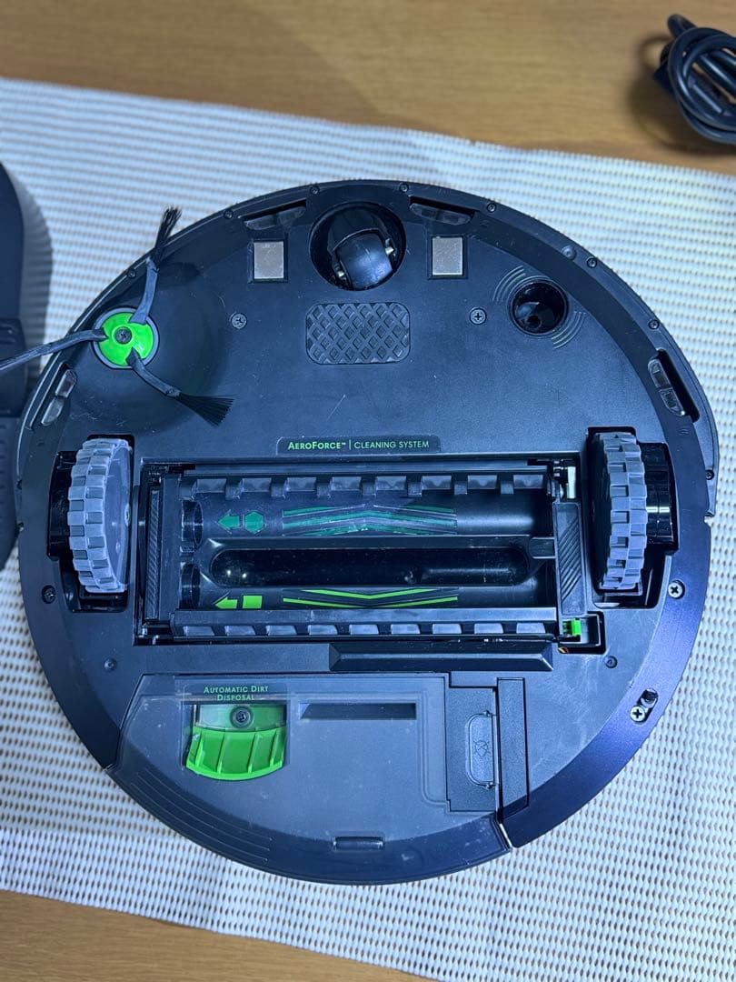 ルンバ i3+ 自動ゴミ収集機能付きロボット掃除機本体 動作保証 [3]