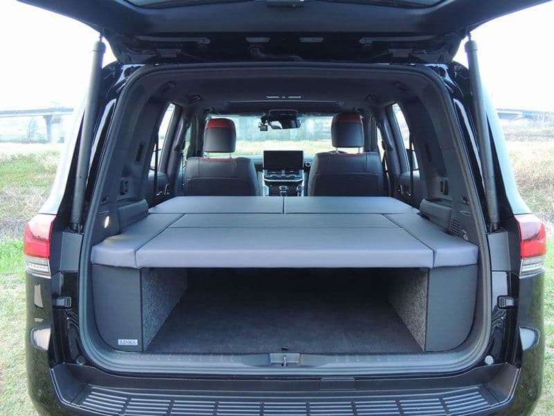 工房・リンクス 製 ランドクルーザー300 ベットキット5人乗り①