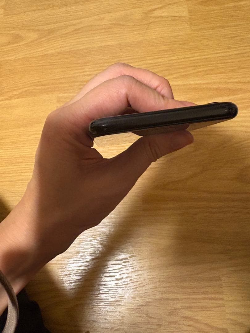 【ジャンク品】Apple iPhoneSE 第2世代　ブラック 本体