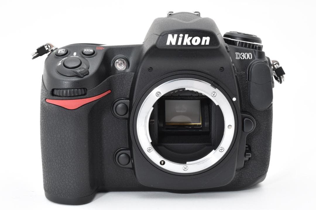 ■ ほぼ新品・極少ショット数917回 ■ ニコン Nikon D300 ボディ
