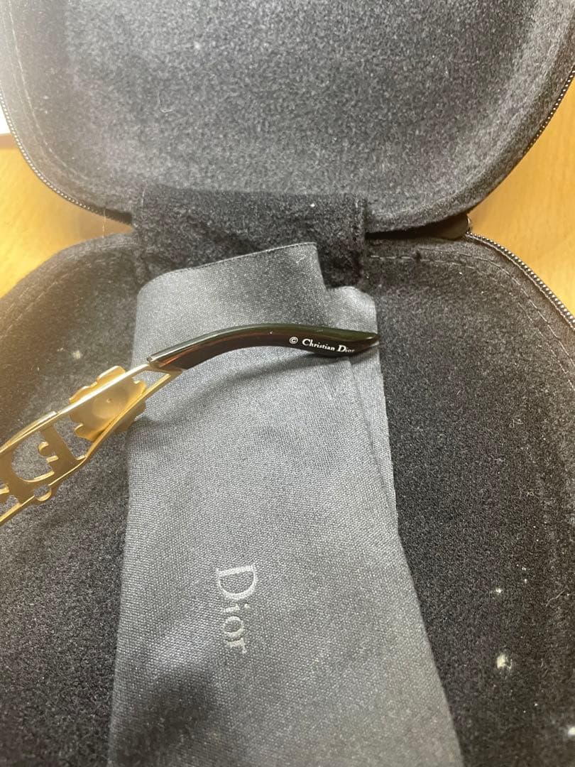 ディオール　Dior サングラス　ロゴ　モチーフ　美品