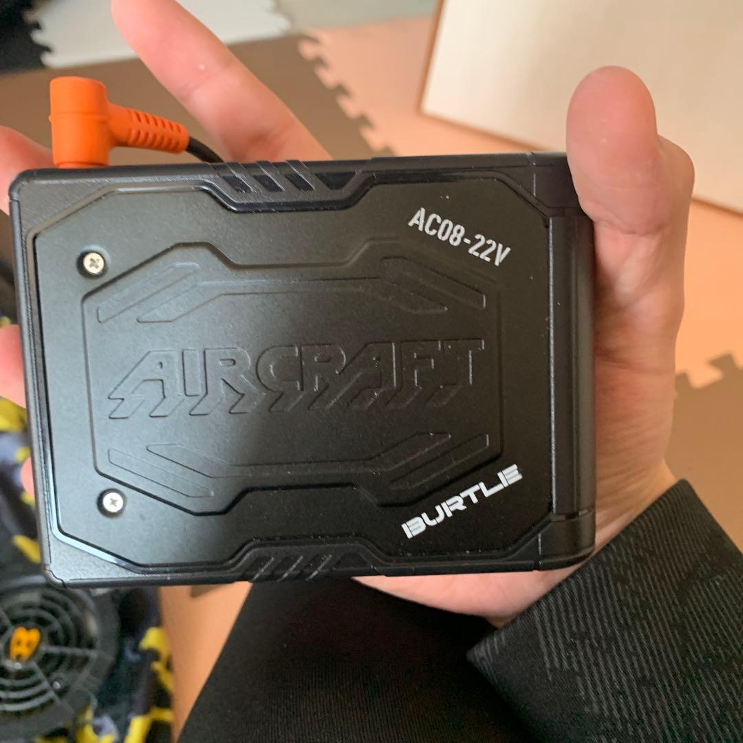 BURTLE 迷彩柄ファン付きベスト AC08-22V