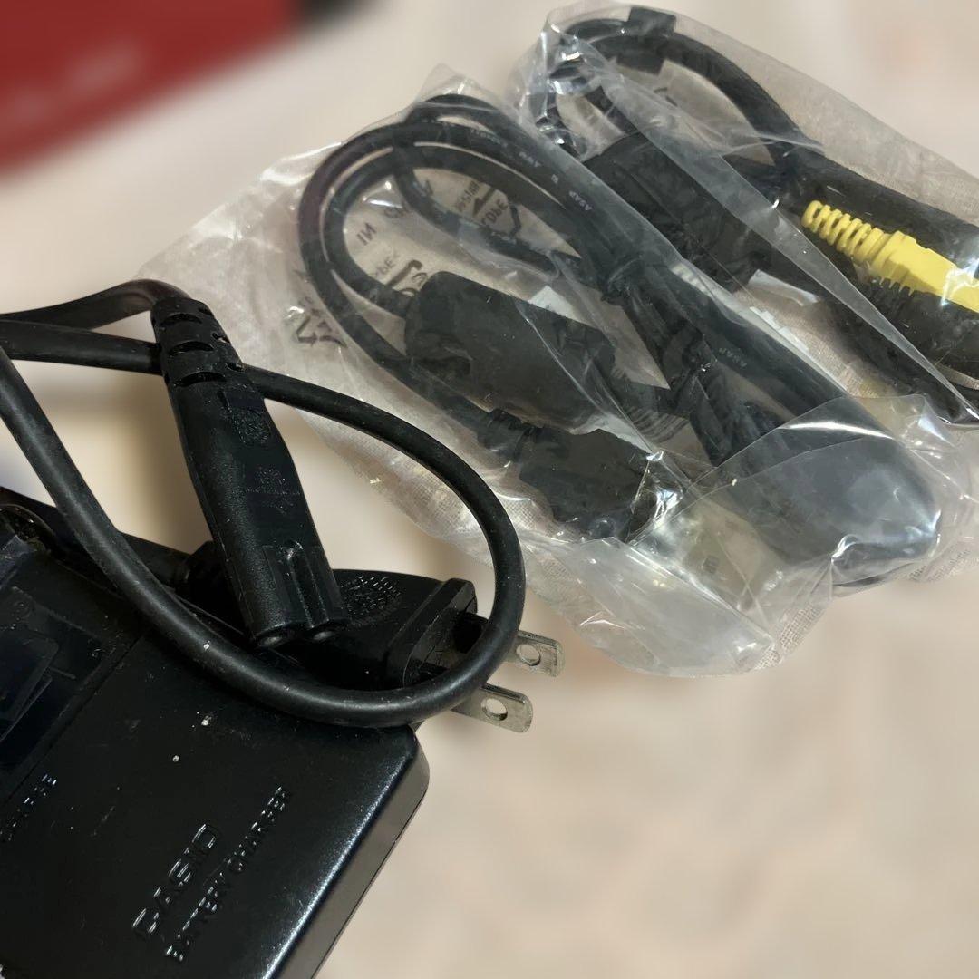 CASIO EXILIM コンパクトデジタルカメラ ピンク　全て揃っています