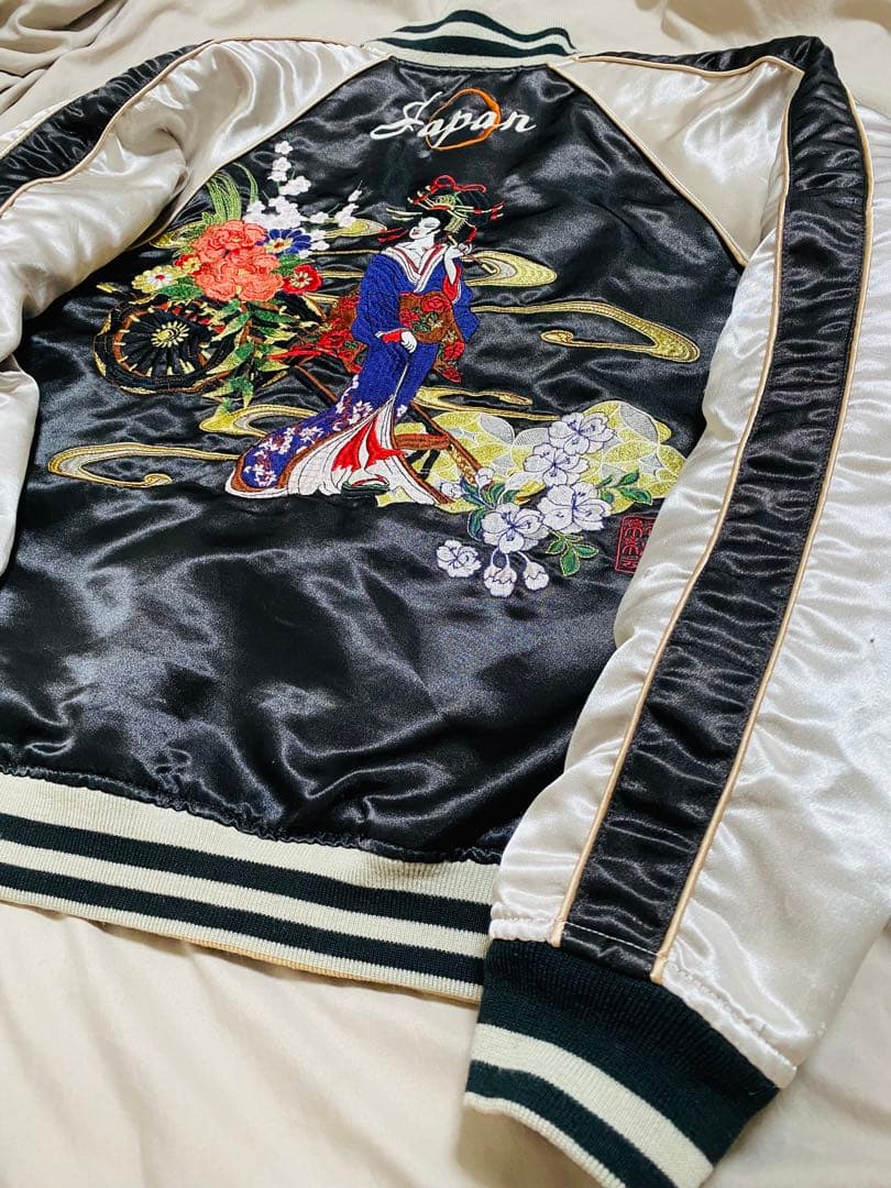 絡繰魂 ２面用 スカジャン 日本限定 芸者 サテン unisex