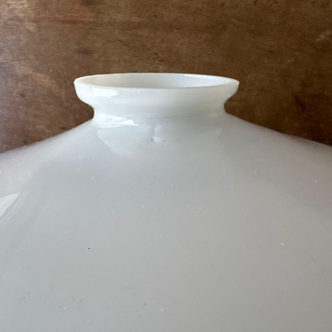 フランスアンティーク　ミルクガラスシェード　フリルシェード　ランプシェード