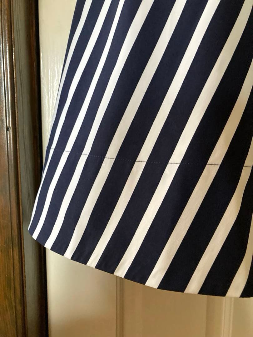 JENNEジェンヌ　シャープボーダーAラインスカート