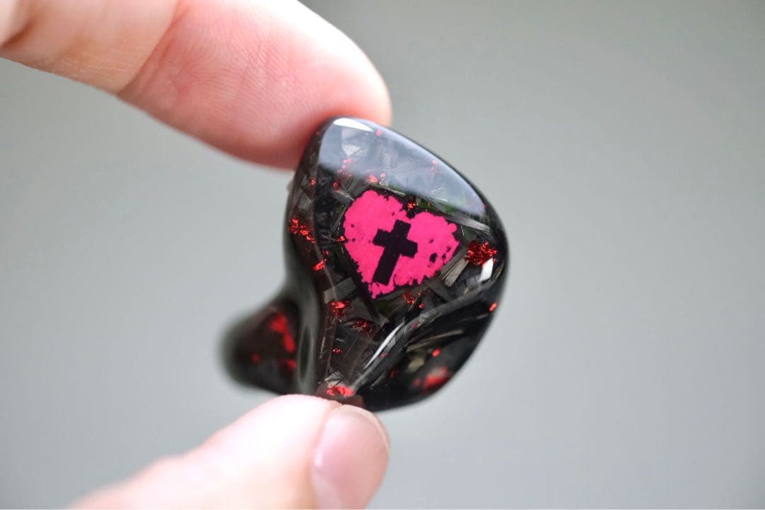 Avara AV6 カスタム iem