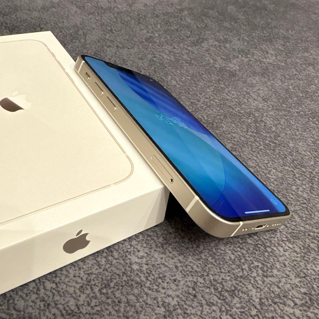 お*緑様 Apple iPhone 13mini 512G ホワイト(ケースプレ