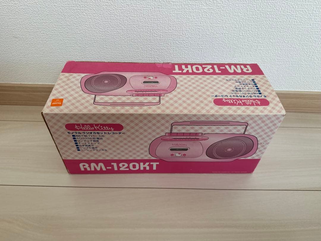 新品未使用✨ハローキティ カセットレコーダー RM-120KT