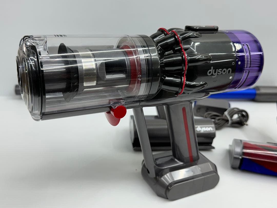 2024年製　ダイソン　掃除機　SV21 本体　ヘッド　パイプ　充電器　セット