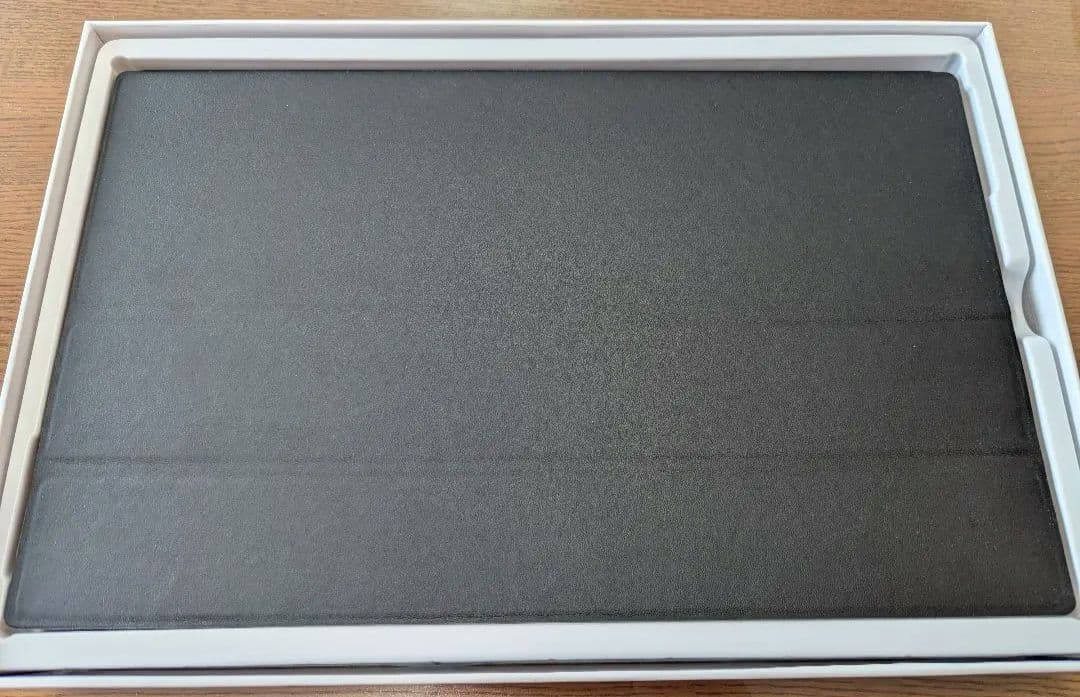 15.6インチ 1920×1080 軽量ポータブルモニター