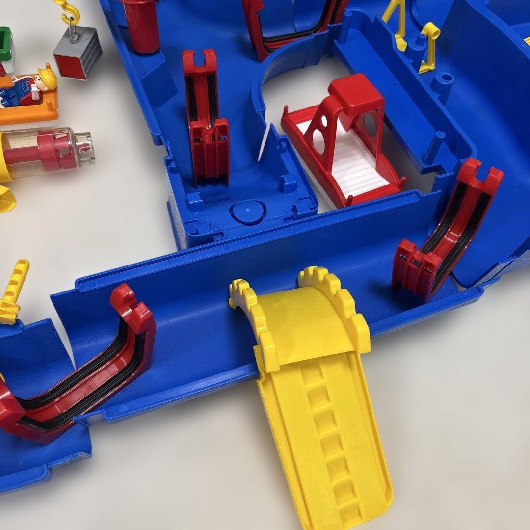 ボーネルド　アクアプレイ　アクアワールド