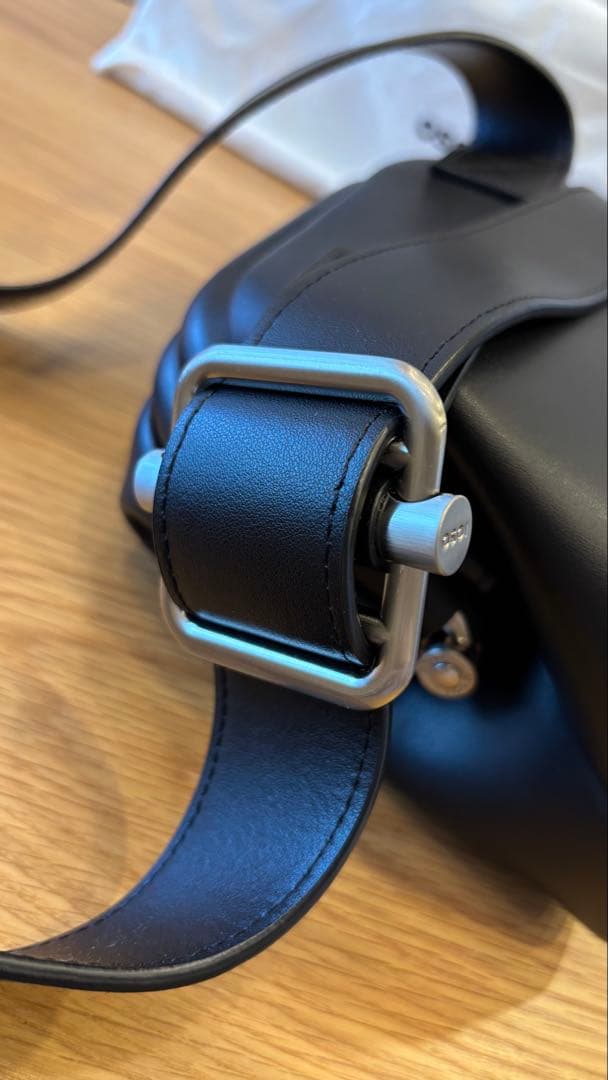 OSOI MINI BROT 黒 ブラック