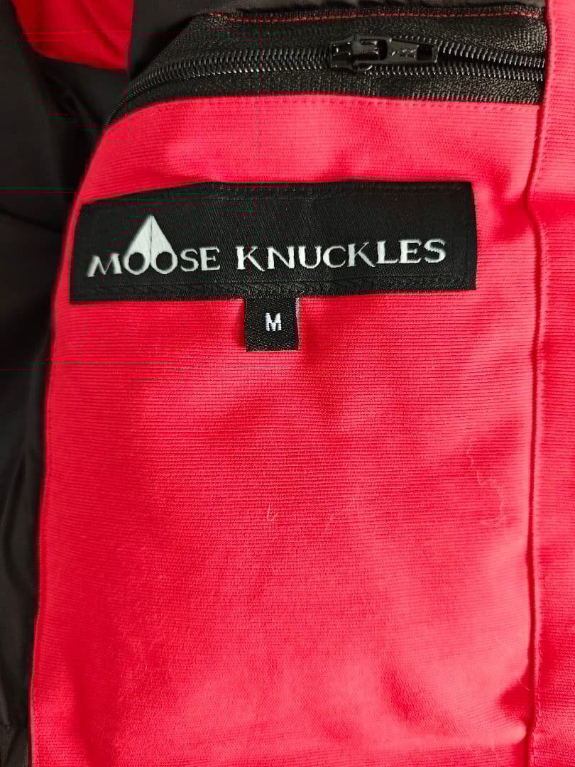 木*夏様 MOOSE KNUCKLES 赤 ダウン ホワイトファー付き