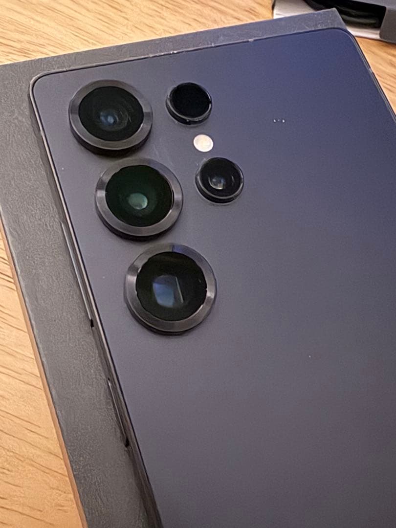 Galaxy S25 Ultra 256GB ジェットブラック ケース付き