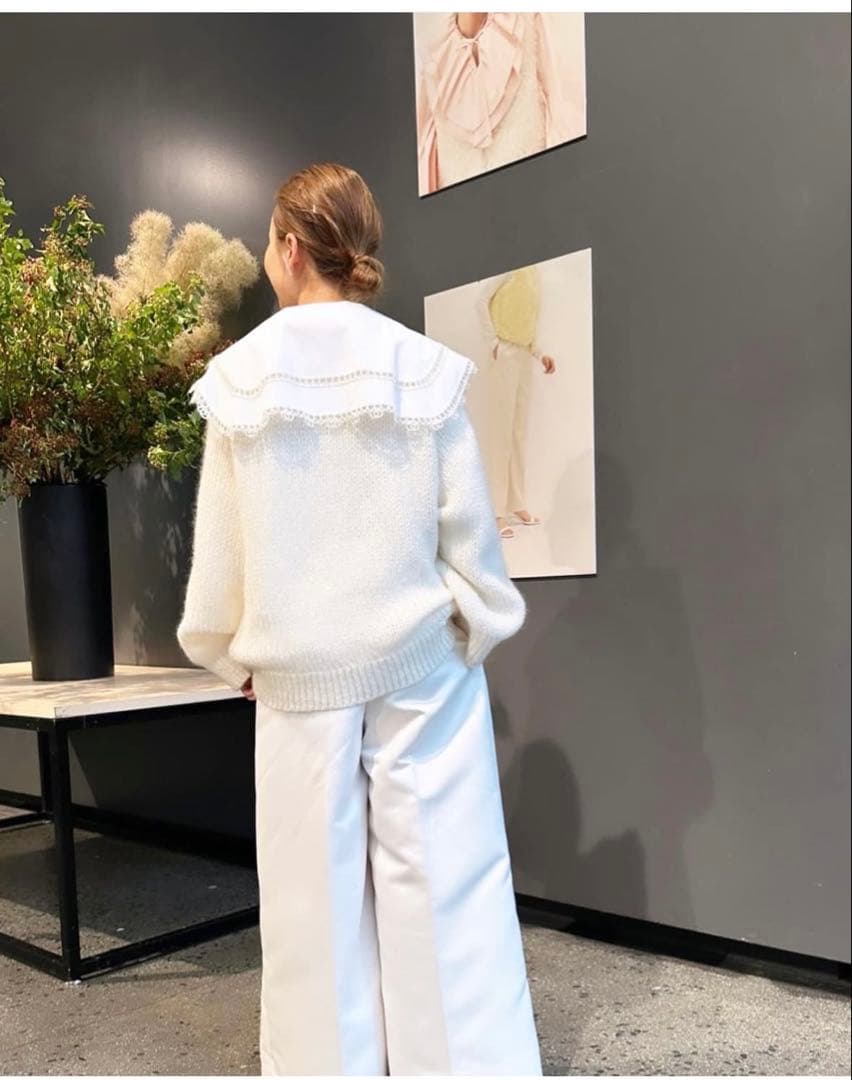 メ*ル様 yori ホワイト　ループ刺繍ロングスリーブ　shirocon